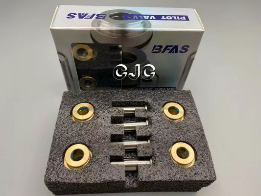 SK07-N2掘削機のための鉄NBRの制御弁アセンブリ ジョイスティックのレバーの補助機関車